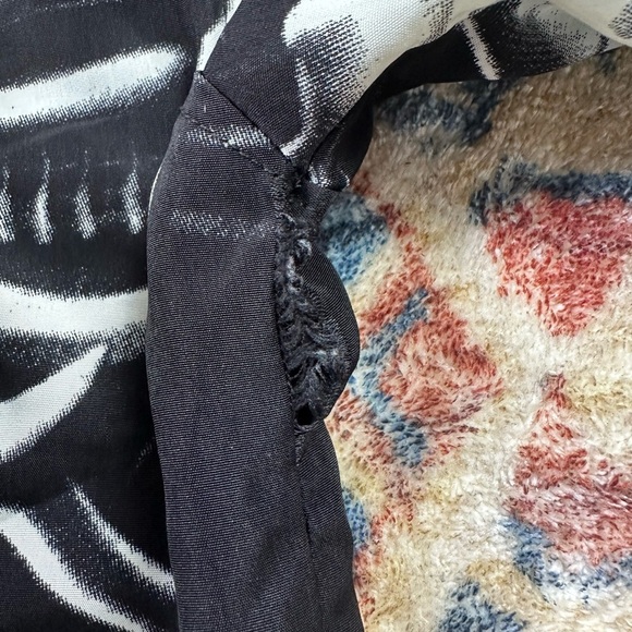 Vintage Mecca Y2K Skull All Over Print Button-up Shirt Large - Picture 6 of 7